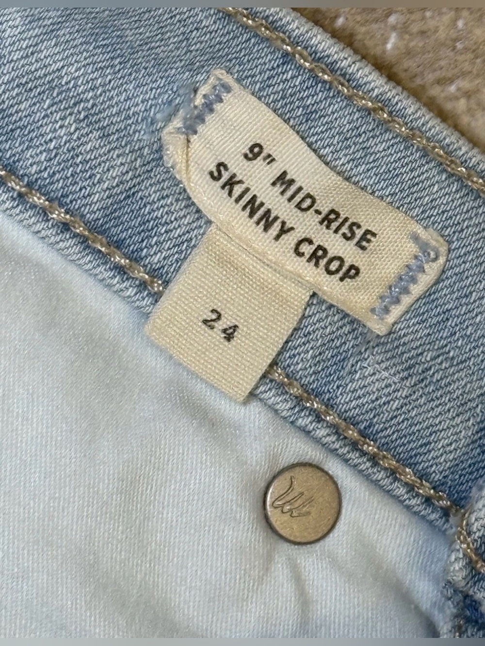 Madewell 9in Mid-Rise Skinny Crop Blue Denim
Jeans: Size 24 Msr 24x26 - Picture 5 of 10